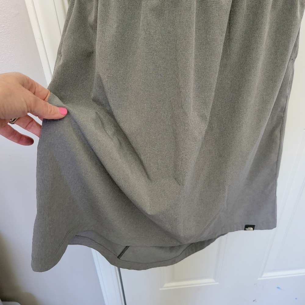 The North Face Dress Gray Stretchy Sleeveless Elastic Waist Pockets Travel 6 - Picture 4 of 13